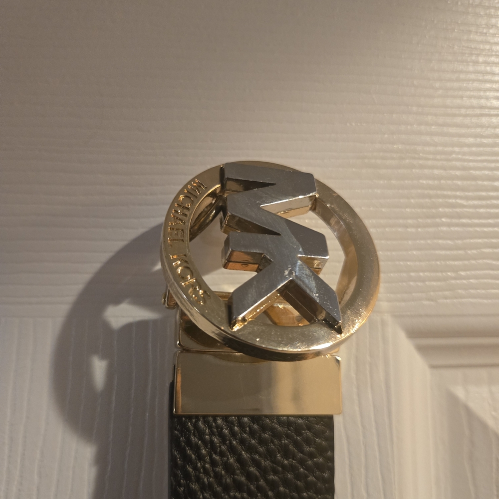 Michael Kors Reversible Belt Size Large